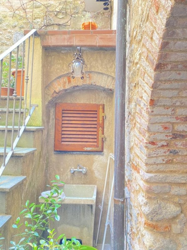 casa indipendente in vendita a Pietrasanta