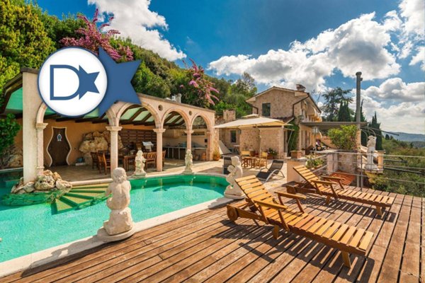 casa indipendente in vendita a Pietrasanta