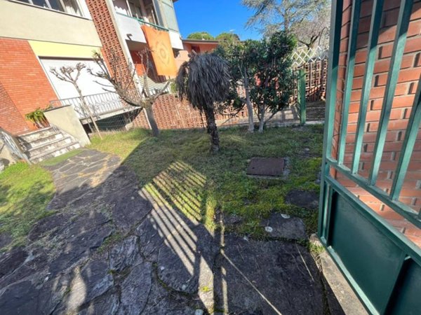 casa indipendente in vendita a Pietrasanta in zona Marina di Pietrasanta