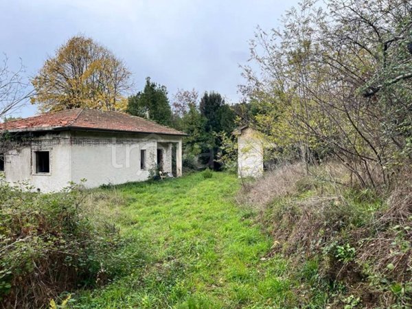 villa in vendita a Pietrasanta in zona Strettoia