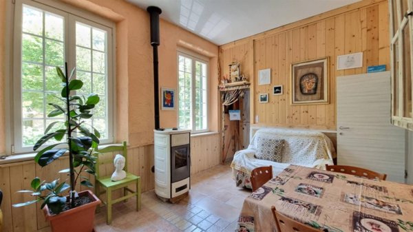 casa indipendente in vendita a Pietrasanta
