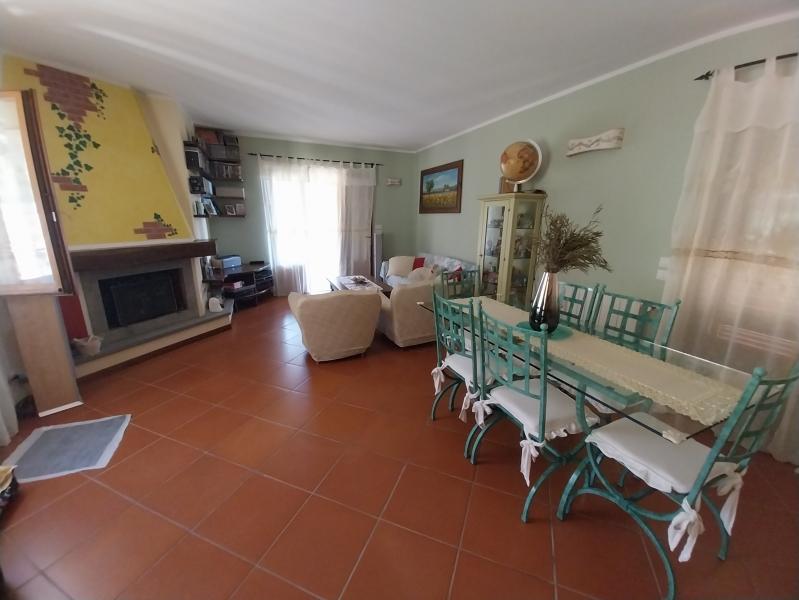 appartamento in vendita a Pietrasanta in zona Capezzano Monte