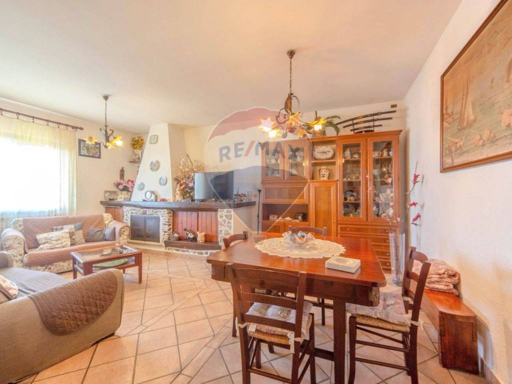 casa indipendente in vendita a Pietrasanta