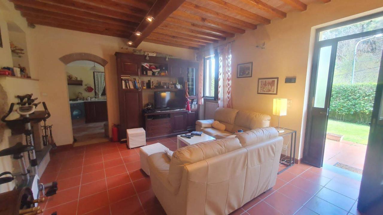 casa indipendente in vendita a Pietrasanta