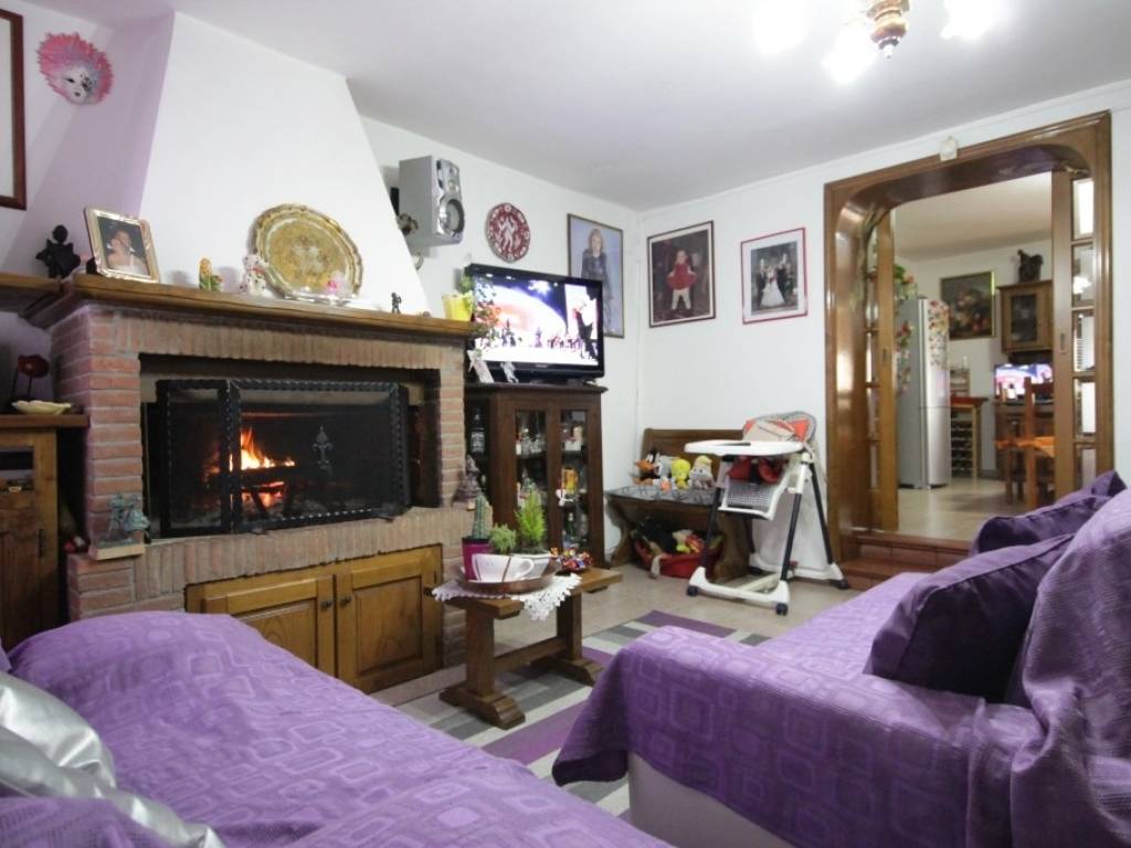casa indipendente in vendita a Pietrasanta