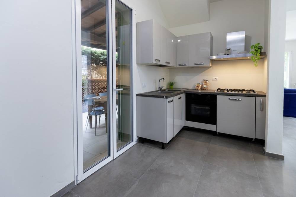 casa indipendente in vendita a Pietrasanta in zona Vignone