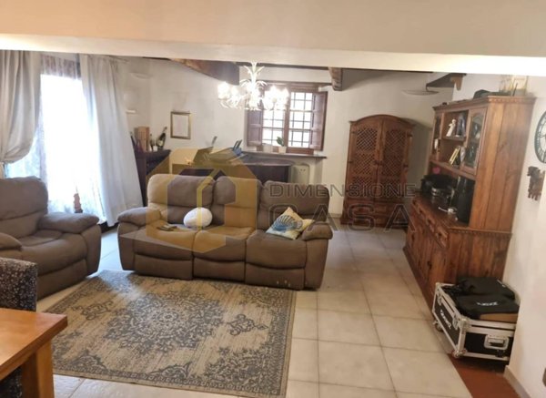 casa indipendente in vendita a Pietrasanta