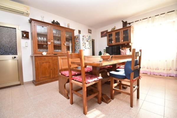 casa indipendente in vendita a Pietrasanta