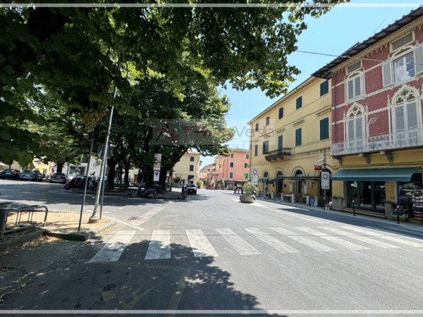 appartamento in vendita a Pietrasanta