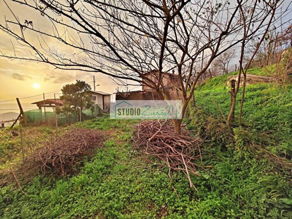 casa indipendente in vendita a Pietrasanta