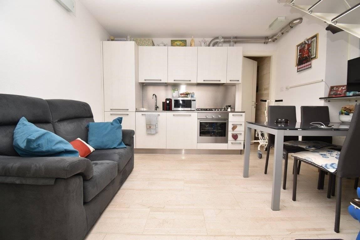 casa indipendente in vendita a Pietrasanta