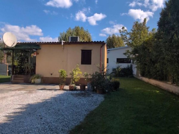 terreno agricolo in vendita a Pietrasanta in zona Marina di Pietrasanta