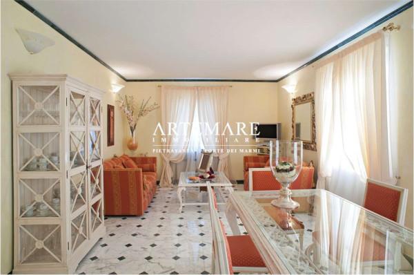 appartamento in vendita a Pietrasanta in zona Marina di Pietrasanta