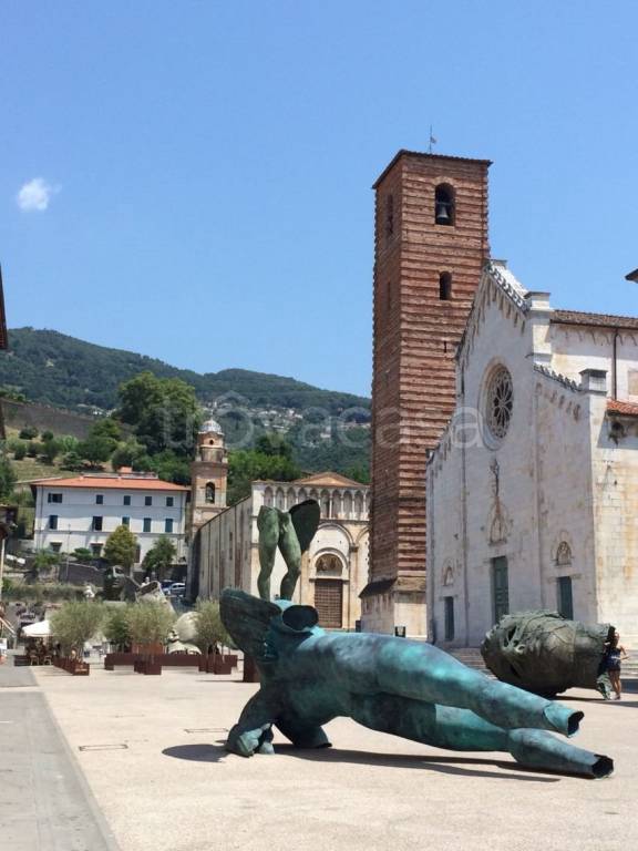 casa indipendente in vendita a Pietrasanta
