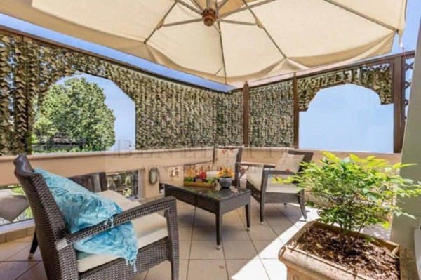 casa indipendente in vendita a Pietrasanta in zona Fiumetto