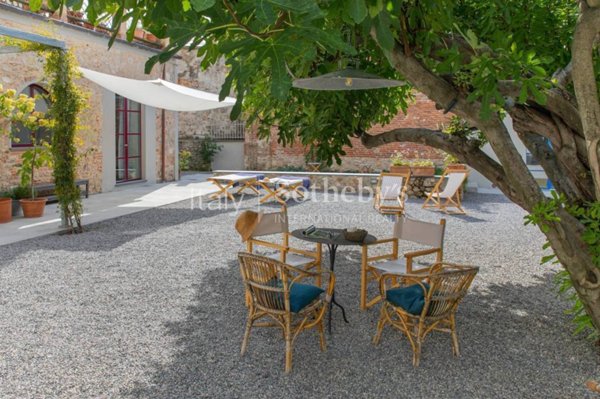 casa indipendente in vendita a Pietrasanta