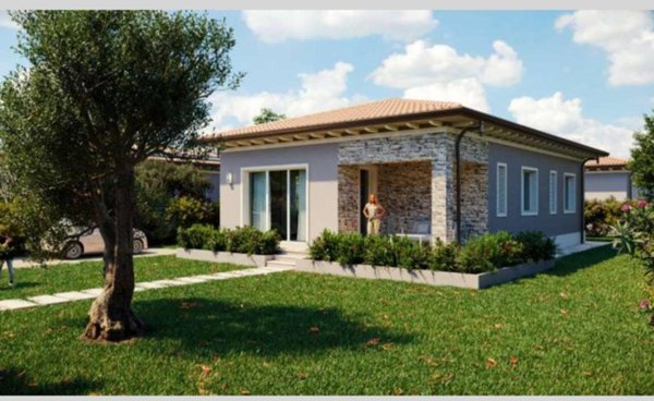 casa indipendente in vendita a Pietrasanta