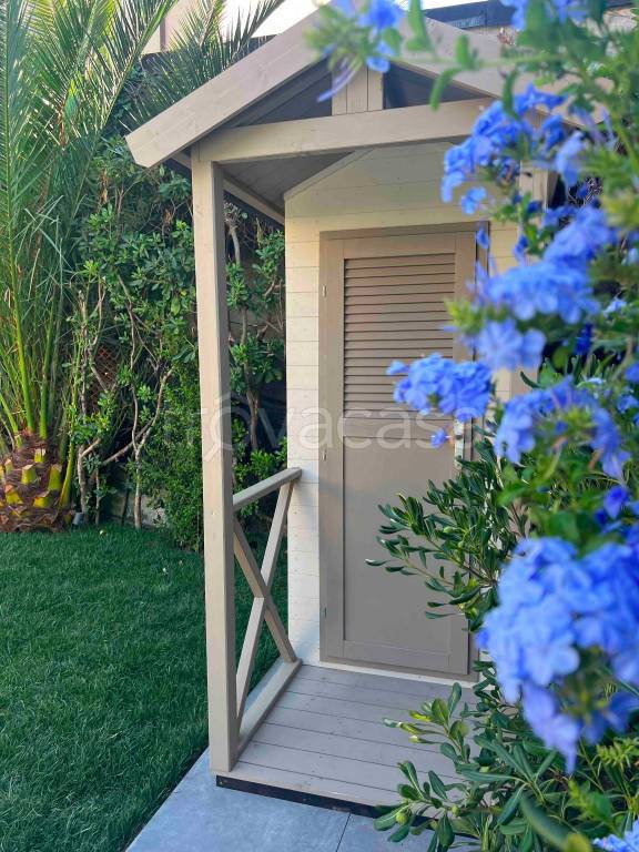 casa indipendente in vendita a Pietrasanta in zona Fiumetto