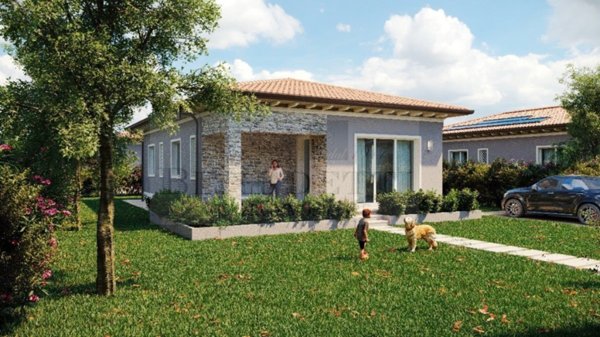casa indipendente in vendita a Pietrasanta