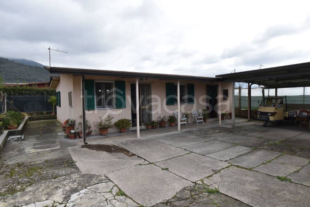casa indipendente in vendita a Pietrasanta