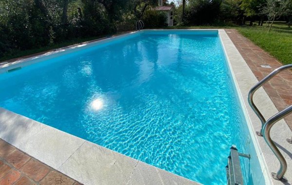 casa indipendente in vendita a Pietrasanta in zona Castello
