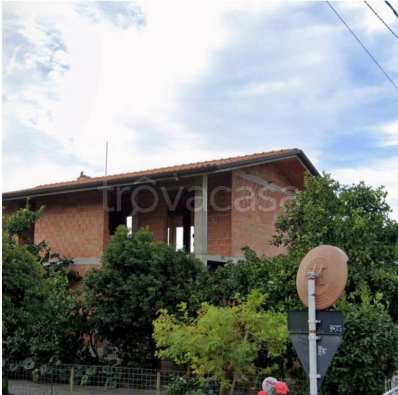 casa indipendente in vendita a Pietrasanta