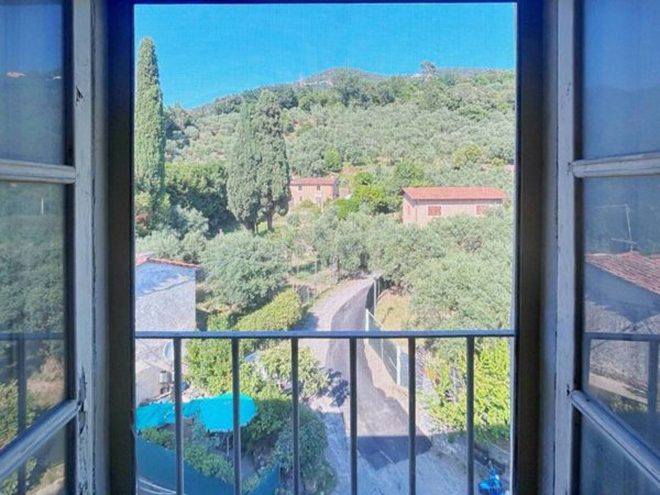 casa indipendente in vendita a Pietrasanta