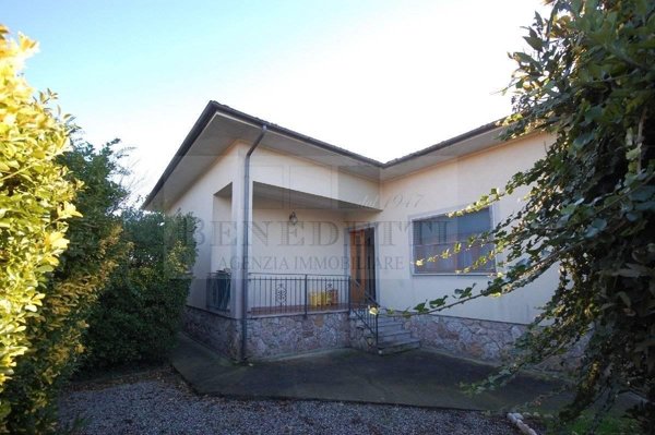 casa indipendente in vendita a Pietrasanta