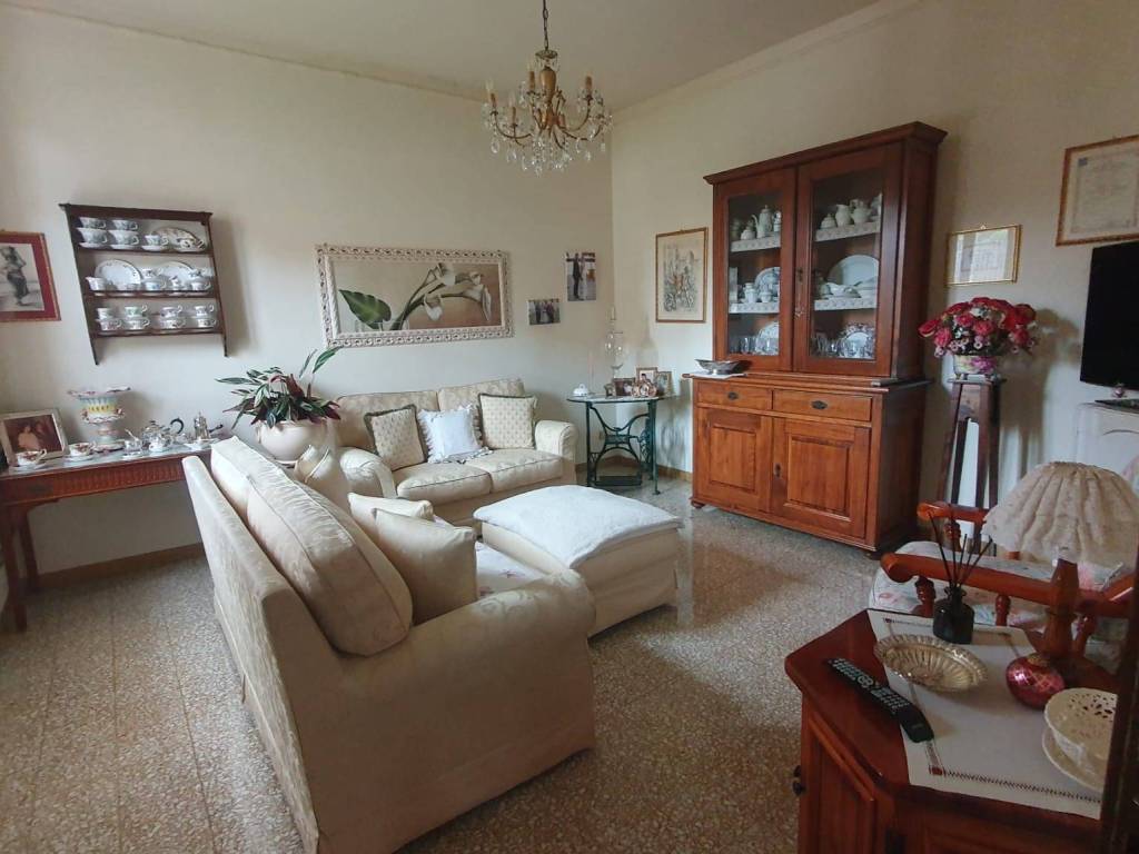 casa indipendente in vendita a Pietrasanta