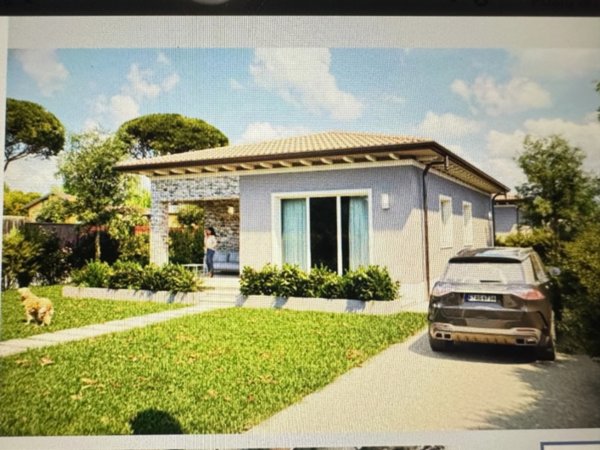 casa indipendente in vendita a Pietrasanta