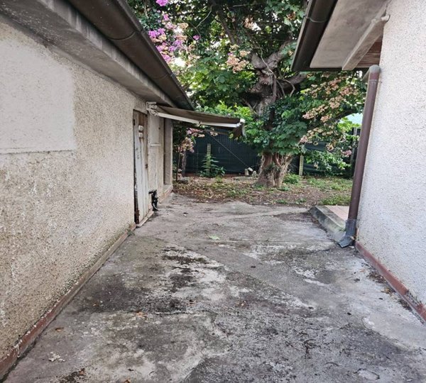 casa indipendente in vendita a Pietrasanta