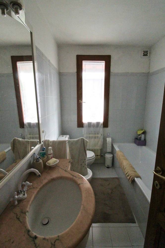 casa indipendente in vendita a Pietrasanta