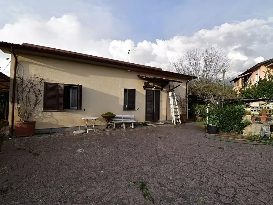 casa indipendente in vendita a Pietrasanta