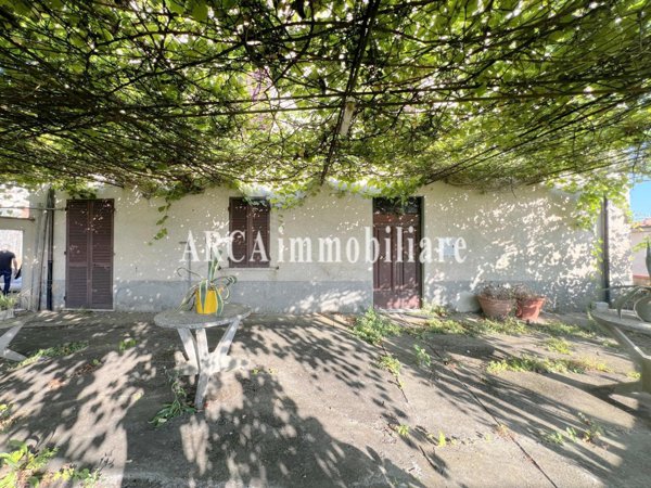 casa indipendente in vendita a Pietrasanta