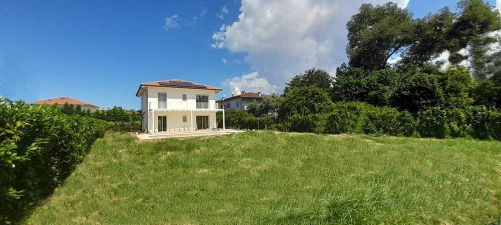 casa indipendente in vendita a Pietrasanta