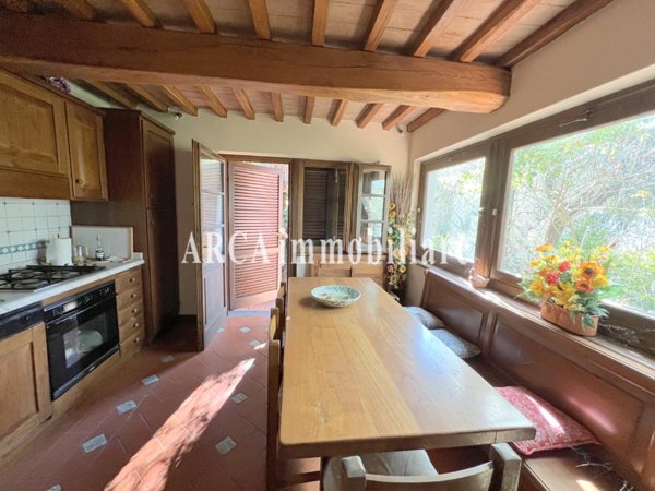 casa indipendente in vendita a Pietrasanta