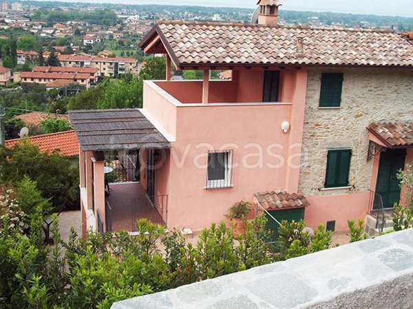 casa indipendente in vendita a Pietrasanta
