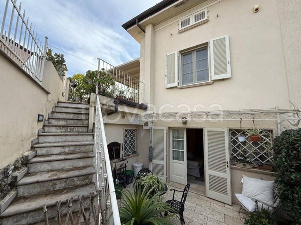 casa indipendente in vendita a Pietrasanta