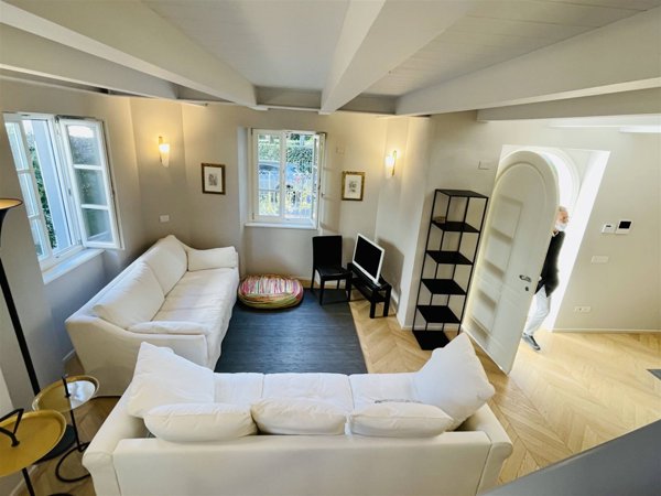 casa indipendente in vendita a Pietrasanta in zona Focette