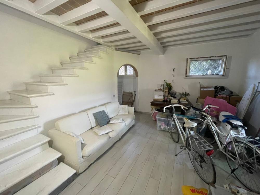 casa indipendente in vendita a Pietrasanta