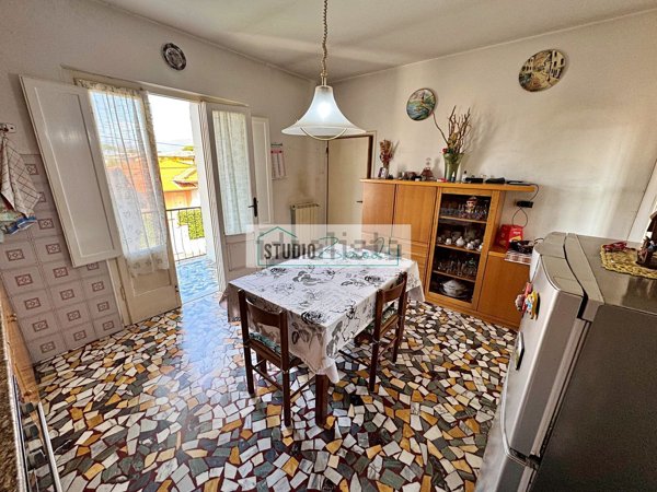 appartamento in vendita a Pietrasanta in zona Tonfano