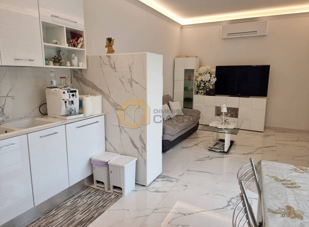 casa indipendente in vendita a Pietrasanta in zona Vignone