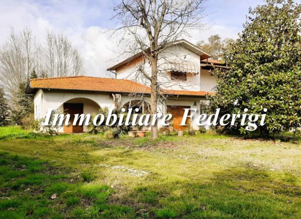 casa indipendente in vendita a Pietrasanta