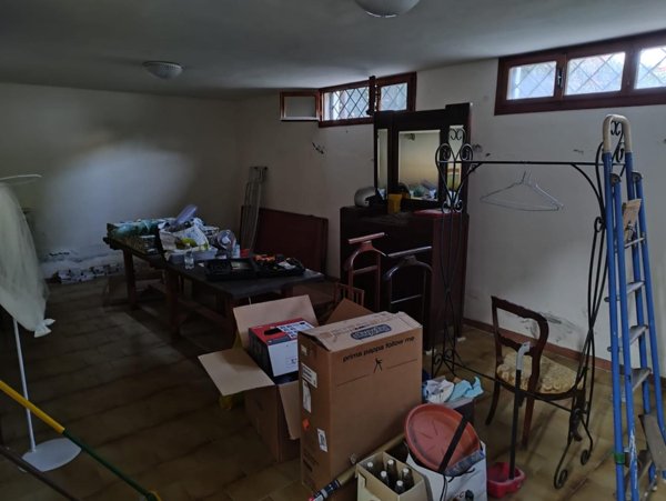 casa indipendente in vendita a Pietrasanta in zona Tonfano