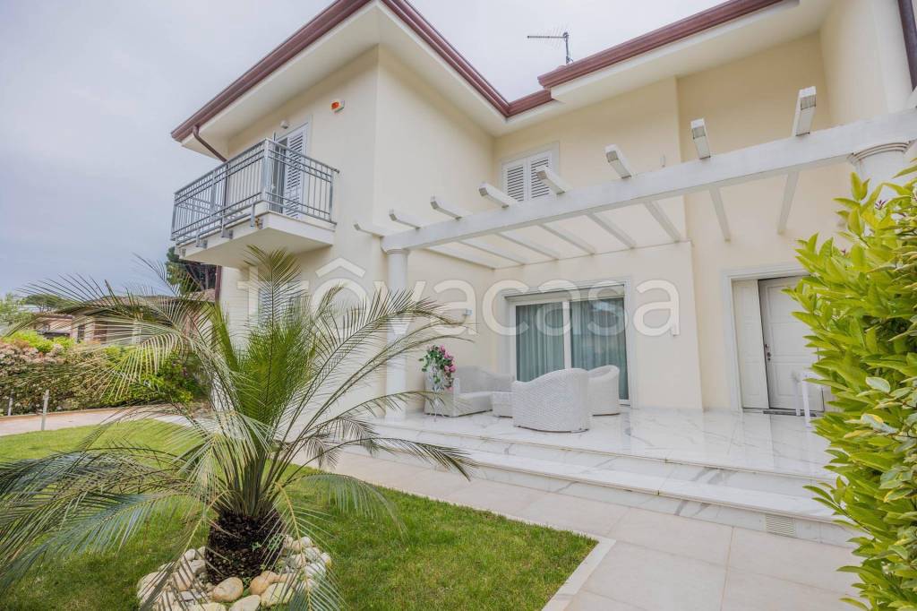casa indipendente in vendita a Pietrasanta