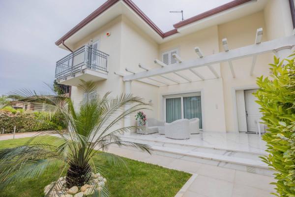 casa indipendente in vendita a Pietrasanta
