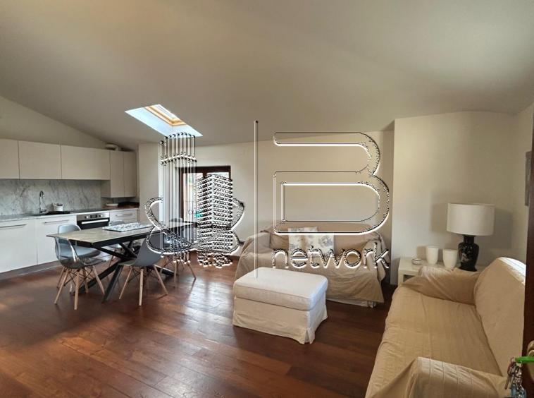 appartamento in vendita a Pietrasanta in zona Tonfano
