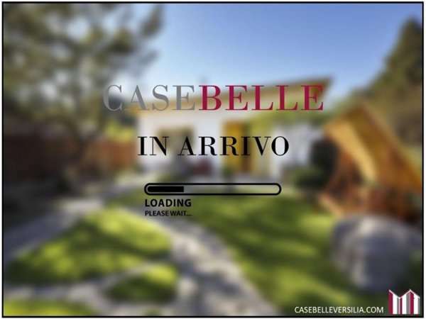 casa indipendente in vendita a Pietrasanta in zona Tonfano