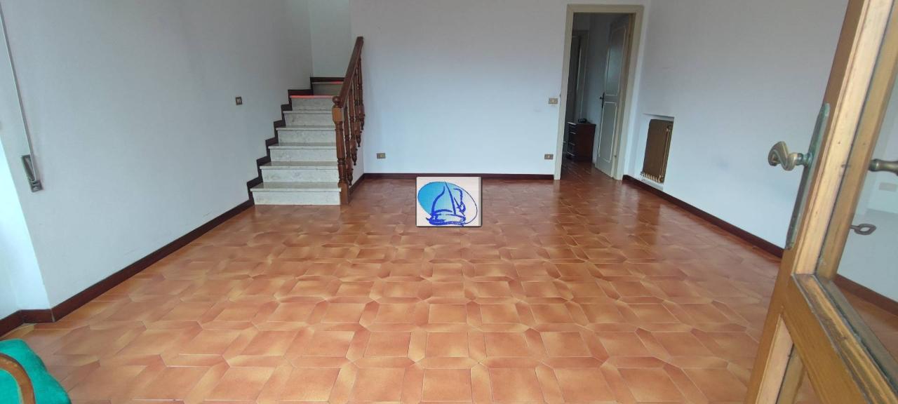 casa indipendente in vendita a Pietrasanta in zona Marina di Pietrasanta