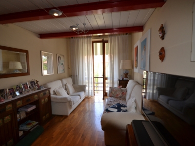 appartamento in vendita a Pietrasanta in zona Marina di Pietrasanta